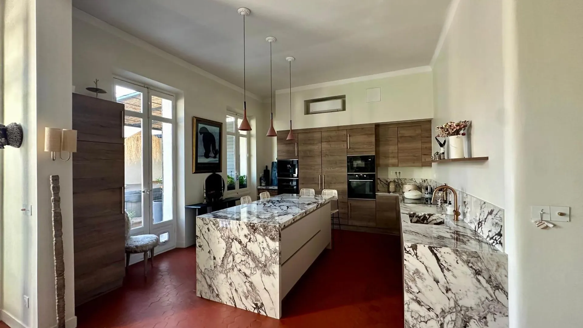 Divine Idylle Luxe 3 Chambres, Terrasse 130M2, Jacuzzi, Clim Plein Centre Aix-en-Provence